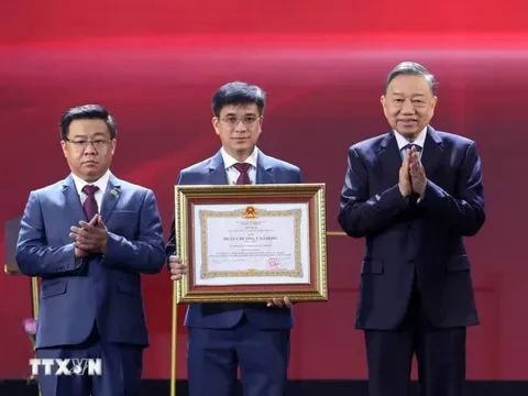 Tổng Bí thư, Chủ tịch nước dự kỷ niệm 50 năm ĐH Kinh tế TP.HCM