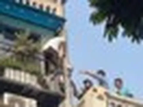 Cháy nhà 4 tầng trên phố Tràng Tiền, Hà Nội
