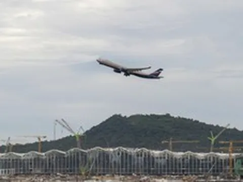 Hàn Quốc mất hơn 2 năm, Đức gần 3 năm, Việt Nam chỉ cần 8 tháng để hoàn thành thần tốc 1 hạng mục của đại công trình, nhân viên giám sát: "Nhìn hiện trạng, anh em thấy choáng lắm, không nghĩ hoàn thành được"