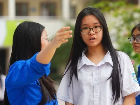Dừng liên kết ngoại ngữ 2, học sinh ‘mắc kẹt’ trước ngưỡng cửa lớp 10