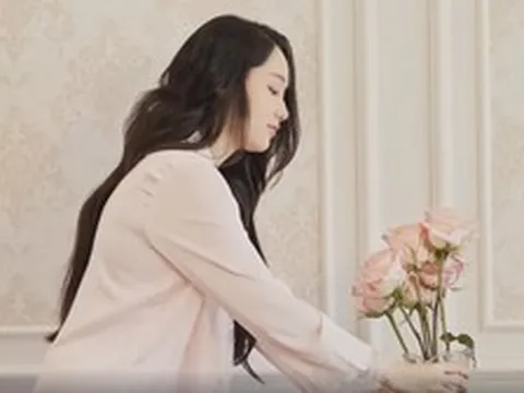 Cô gái có đôi mắt vạn người mê mất tích 5 năm ai cũng tiếc nuối, nay "lột xác" xuất hiện gây náo loạn