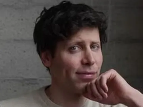 CEO OpenAI Sam Altman cho rằng người dùng giữ RAM trong máy tính cá nhân là quá phí phạm, nên dành cho các trung tâm dữ liệu