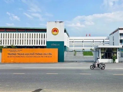 Tranh luận nóng việc Bộ GD&ĐT muốn ‘trộn’ học sinh thi tốt nghiệp