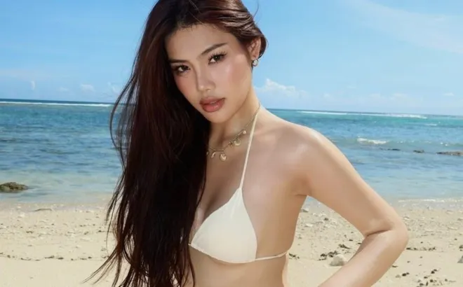 Cẩm Ly theo đuổi mốt thời trang táo bạo