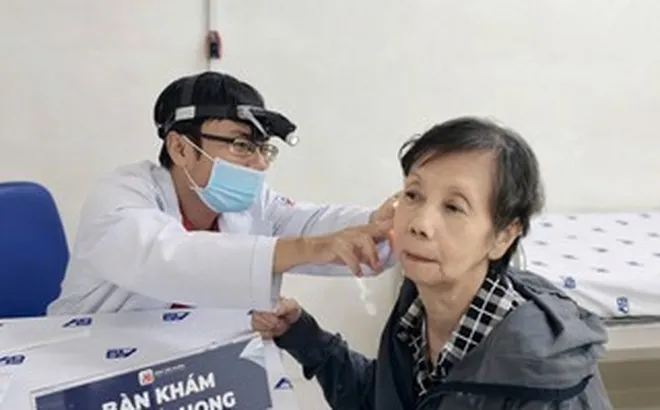 Hình ảnh ngày đầu tiên khám sức khỏe miễn phí tại Bệnh viện An Bình theo chương trình của TPHCM