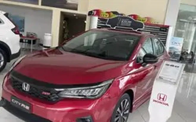Thị trường ô tô 'nóng' trước tháng Ngâu: Có xe SUV giảm hơn 350 triệu